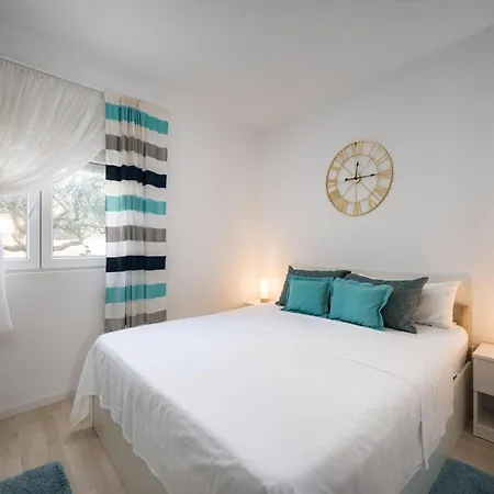 Beautiful With Parking Space * Porec