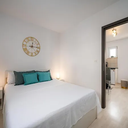 Beautiful With Parking Space Apartment